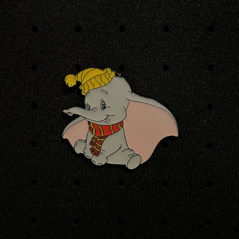 Dumbo Pin - Picture 4 of 4